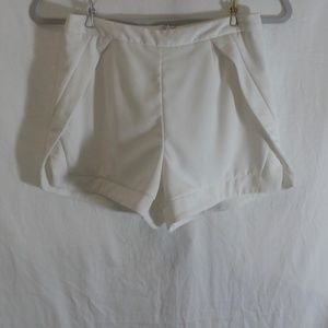 DO+BE Dress Shorts || S